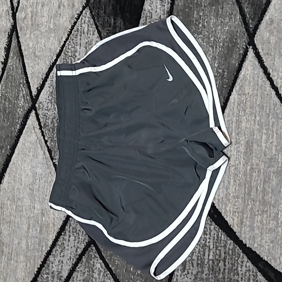 NIKE DRI-FIT SWOOSH LOGO LINED MESH ATHLETIC RUNNING SHORTS - Picture 1 of 11